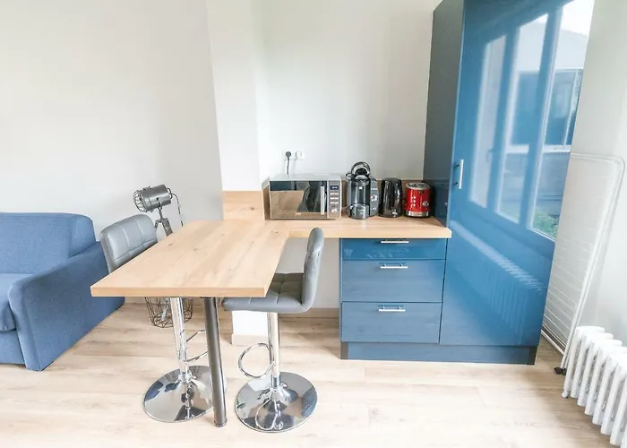 La Douce Angevine Apartment *